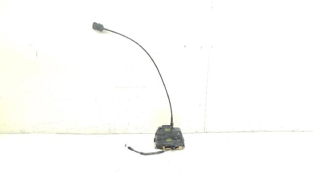 Fecho da porta traseira direita 8200119332 RENAULT