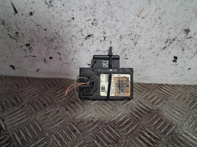 8200125077 Renault (RVI)