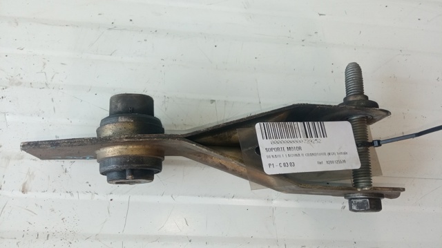 Consola de coxim (apoio) direita de motor 8200125539 RENAULT