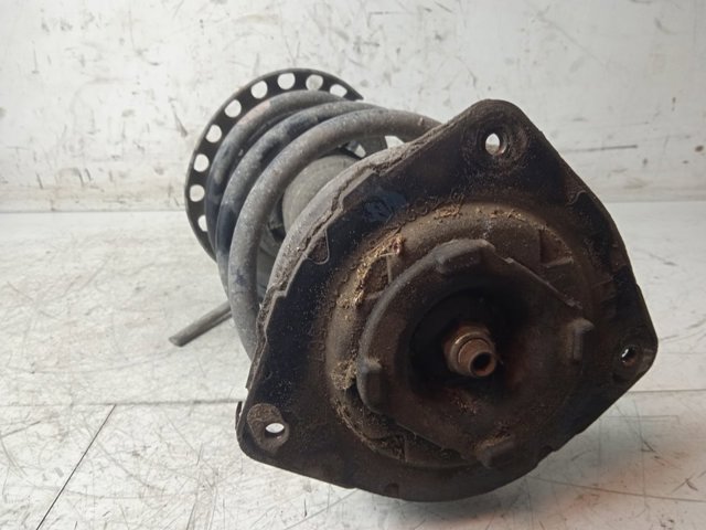 Pára-choque (grade de proteção) de amortecedor dianteiro + bota de proteção 8200127285 RENAULT