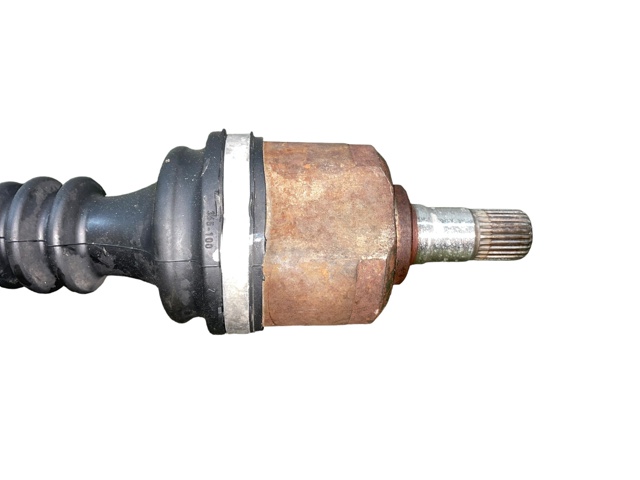 Semieixo (acionador) dianteiro esquerdo 8200133292 RENAULT