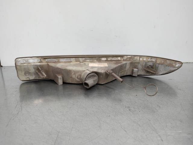 Pisca-pisca direito 8200133629 NISSAN