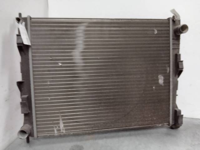 Radiador de esfriamento de motor 8200138738 RENAULT