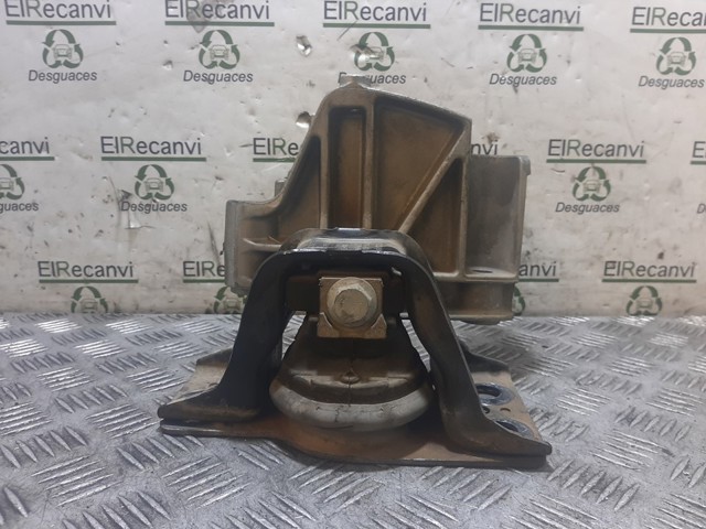 Coxim (suporte) direito de motor 8200140431 RENAULT