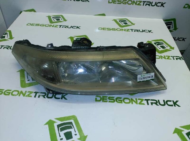 Luz direita 8200163324 RENAULT