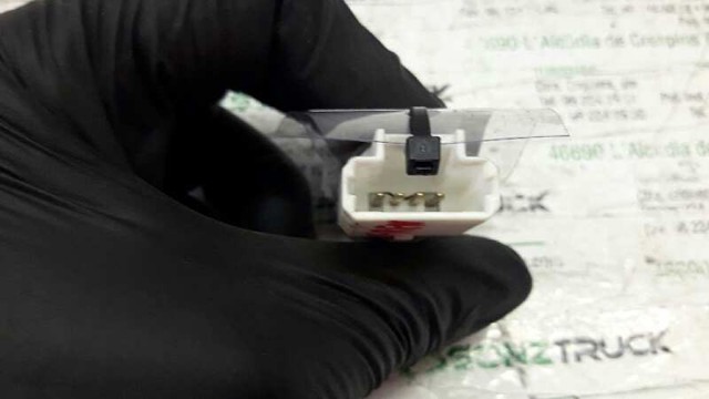 Sensor de ativação do sinal de parada 8200168238 RENAULT