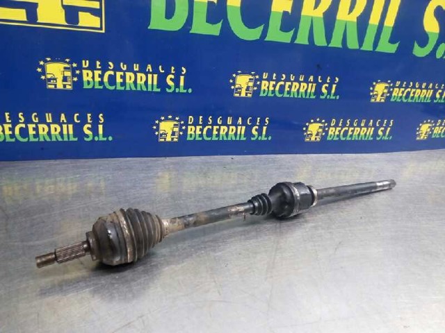 Semieixo (acionador) dianteiro direito 8200169163 RENAULT