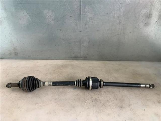 Semieixo (acionador) dianteiro direito 8200169163 RENAULT