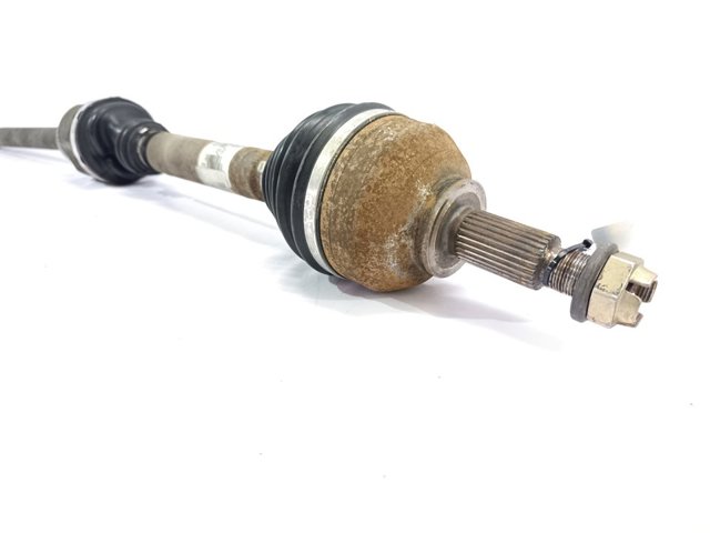 Semieixo (acionador) dianteiro direito 8200169177 RENAULT