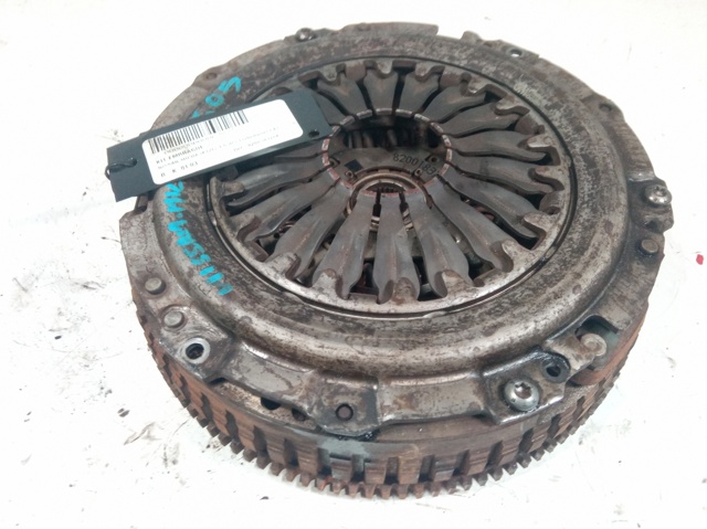 Cesta de embraiagem 8200183704 NISSAN