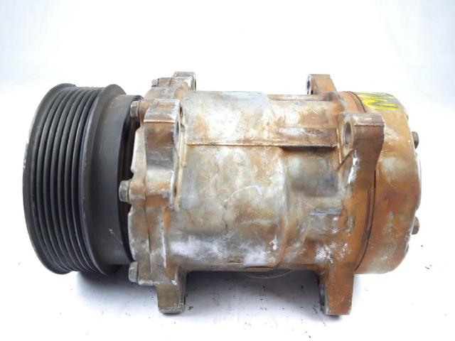 Compressor de aparelho de ar condicionado 8200201422 RENAULT