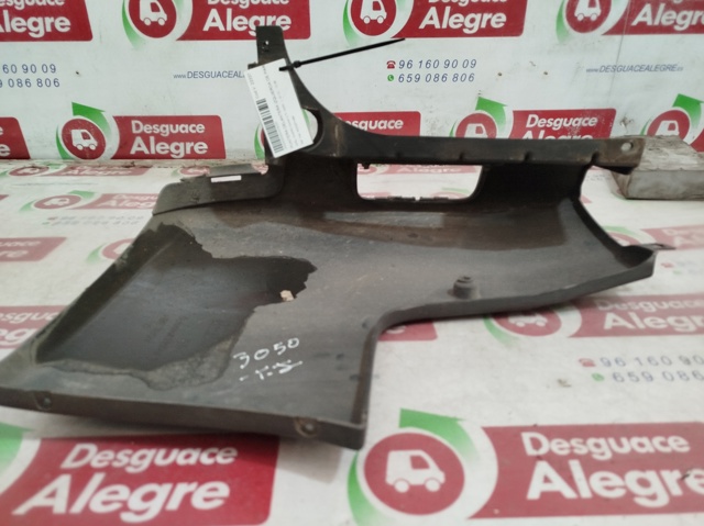 Pára-choque traseiro, parte esquerda 8200201458 OPEL