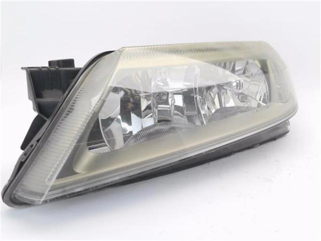 Luz esquerda 8200207519 RENAULT