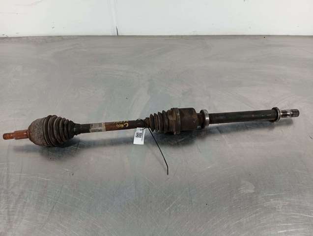 Semieixo (acionador) dianteiro direito 8200216519 RENAULT