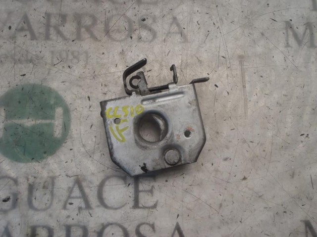 Fecho da capota 8200236510 RENAULT