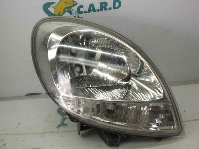 Luz direita 8200236591 NISSAN