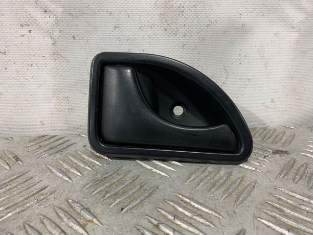 Maçaneta interna esquerda da porta dianteira 8200247802 RENAULT