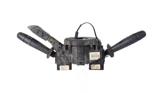 8200251704 Renault (RVI)