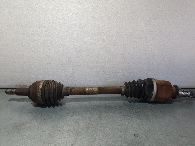 Semieixo (acionador) dianteiro esquerdo 8200261840 RENAULT