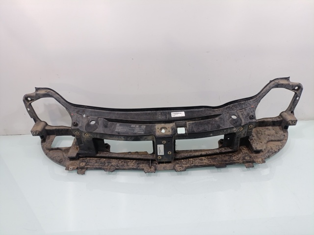 Suporte do radiador montado (painel de montagem de fixação das luzes) 8200274224 OPEL