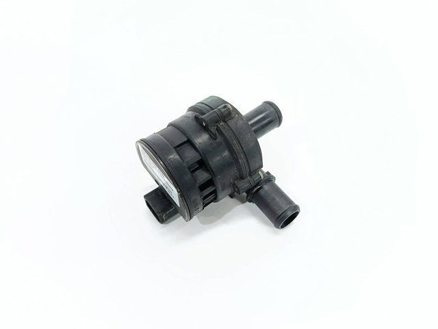 Bomba de água (bomba) de esfriamento, adicional elétrica 8200285950 NISSAN