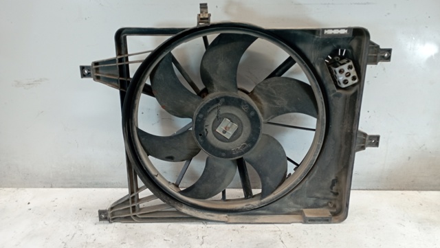Ventilador elétrico de esfriamento montado (motor + roda de aletas) 8200293391 RENAULT