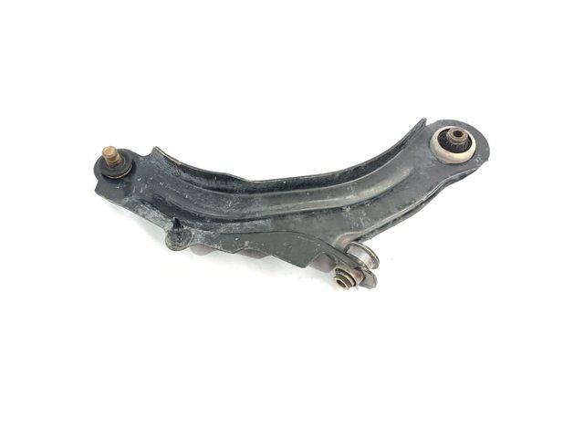 Braço oscilante inferior direito de suspensão dianteira 8200298455 RENAULT