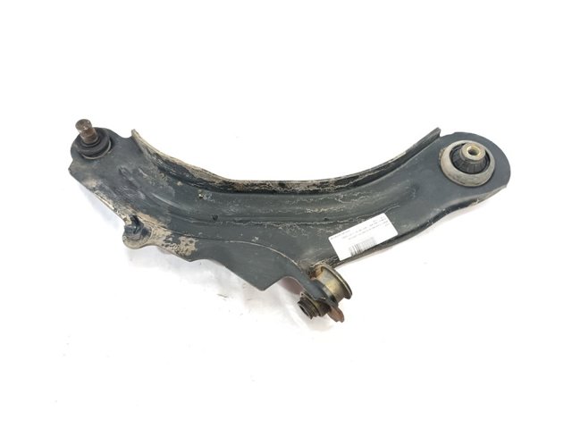 Braço oscilante inferior direito de suspensão dianteira 8200298455 RENAULT