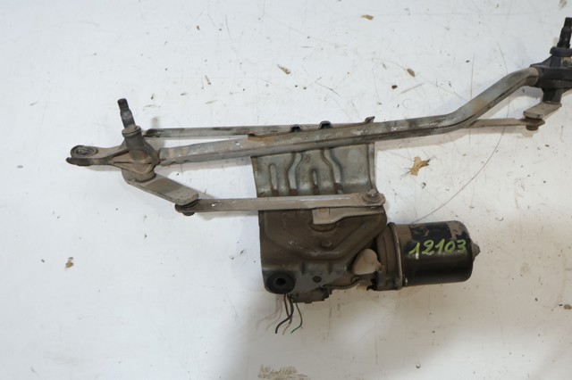 Trapézio de limpador pára-brisas 8200327016 RENAULT