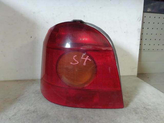 Lanterna traseira esquerda externa 8200338148 RENAULT