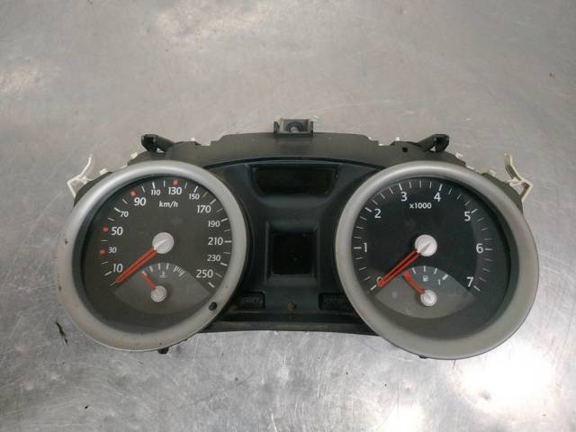 Painel de instrumentos (quadro de instrumentos) 8200364015 RENAULT
