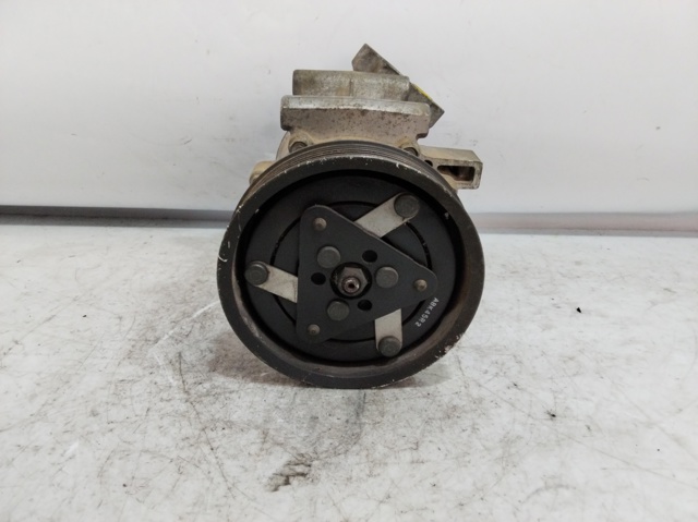Compressor de aparelho de ar condicionado 8200365787 RENAULT