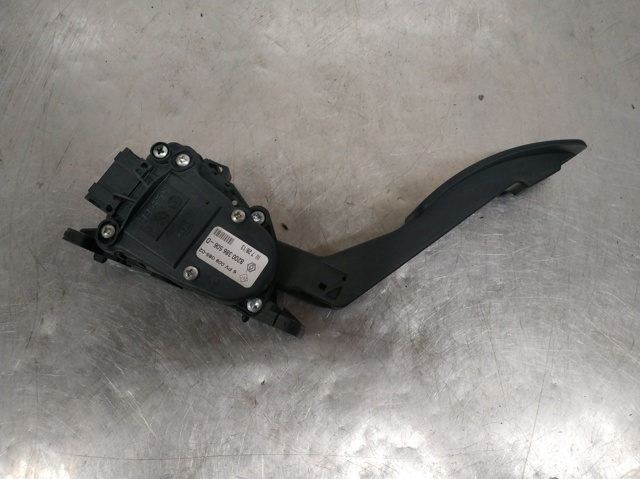 Pedal de gás (de acelerador) 8200386506D RENAULT
