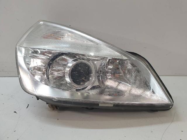 Luz direita 8200394707 RENAULT