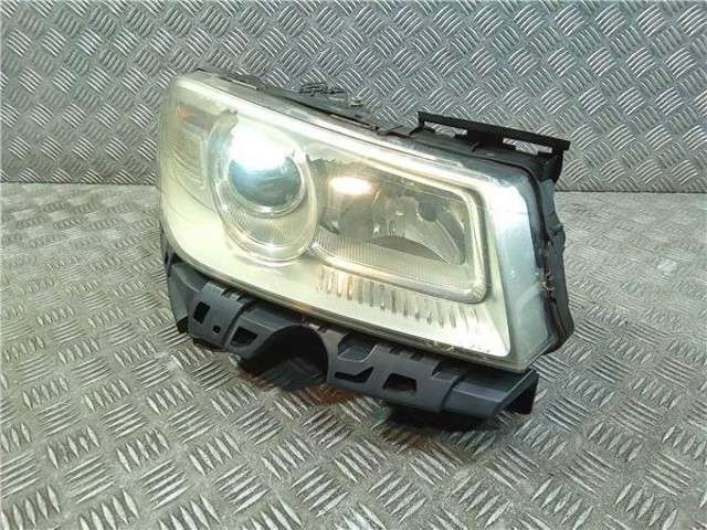 Luz direita 8200412742F RENAULT