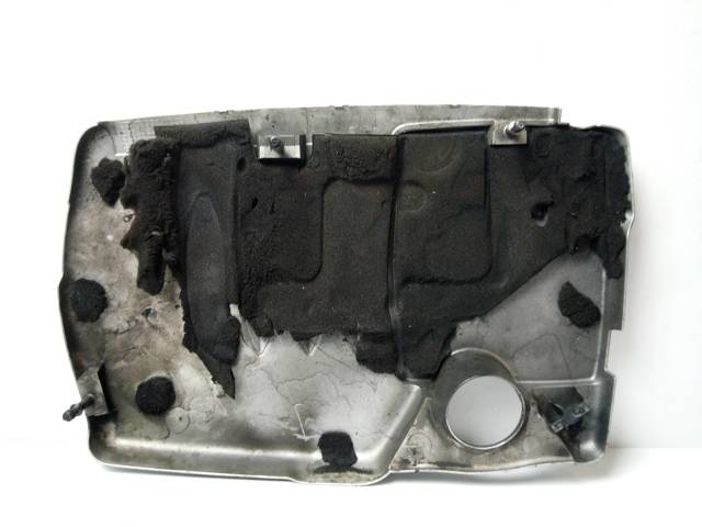 Tampa de motor decorativa 8200413533 RENAULT
