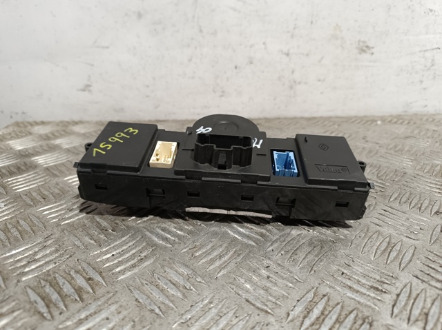 8200413906 Renault (RVI)
