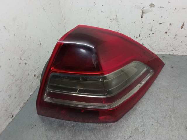 Lanterna traseira direita 8200417347 RENAULT