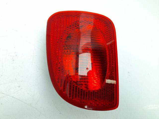 Lanterna de nevoeiro traseira esquerda 8200419906 RENAULT