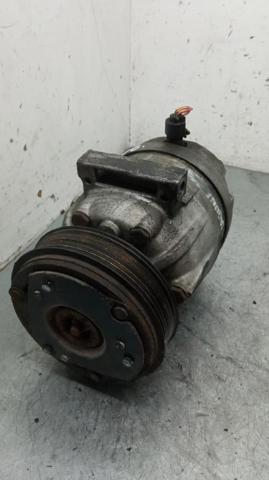 Compressor de aparelho de ar condicionado 8200424250 RENAULT