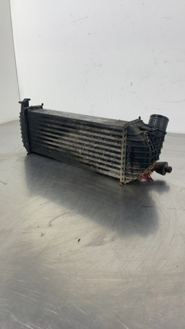 Radiador de intercooler 8200427469 RENAULT