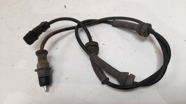 Sensor dianteiro de ABS 8200446282 RENAULT