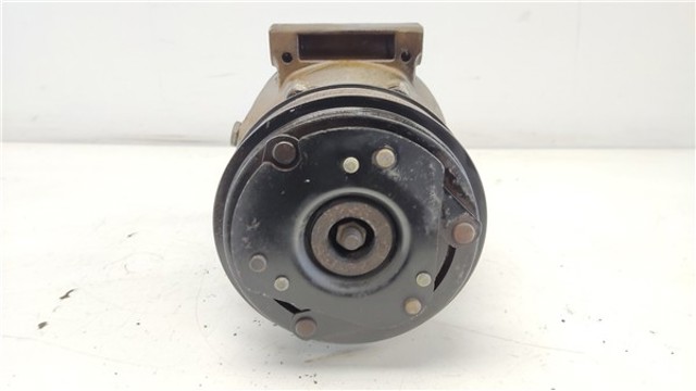 8200454172E Renault (RVI)