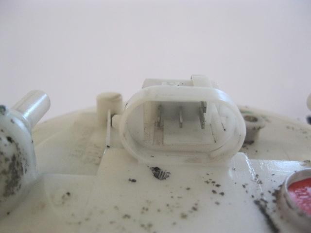 Módulo de bomba de combustível com sensor do nível de combustível 8200465955 RENAULT