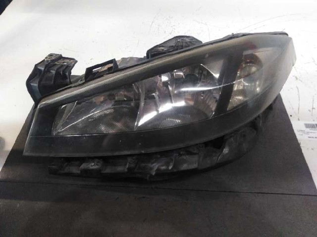 Luz esquerda 8200481196 RENAULT