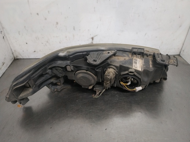 Luz esquerda 8200481196 RENAULT