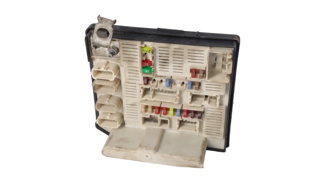 Unidade de dispositivos de segurança 8200481866 RENAULT