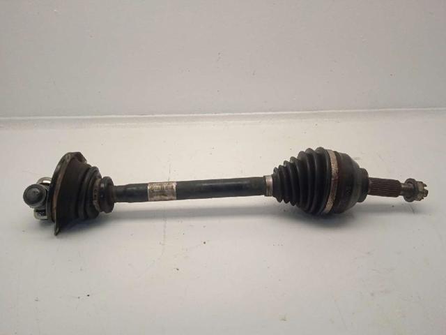 Semieixo (acionador) dianteiro esquerdo 8200485590 RENAULT