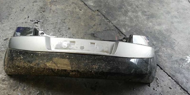 Pára-choque traseiro 8200490357 RENAULT