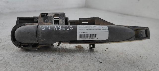 Suporte de maçaneta externa da porta dianteira esquerda 8200497521 MERCEDES